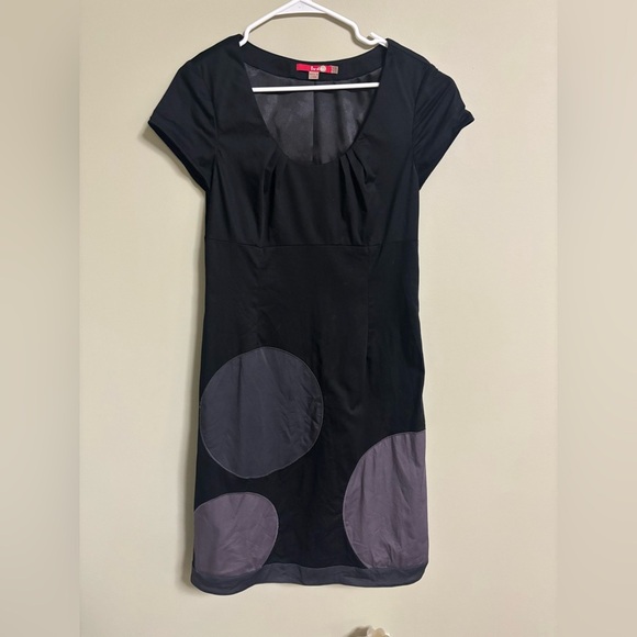 Boden Shift Dress Size 8L Black Gray Circles Dots Cotton Lined Short Sleeve - Picture 1 of 6